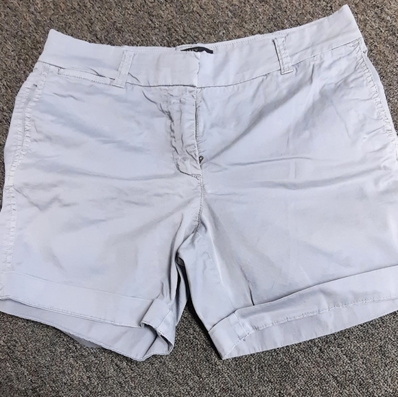 Shorts - Picture 1 of 3